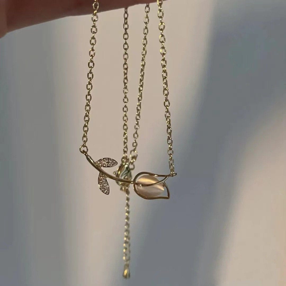 Dainty CZ Inlaid Natural Opal Tulip Chain Necklace