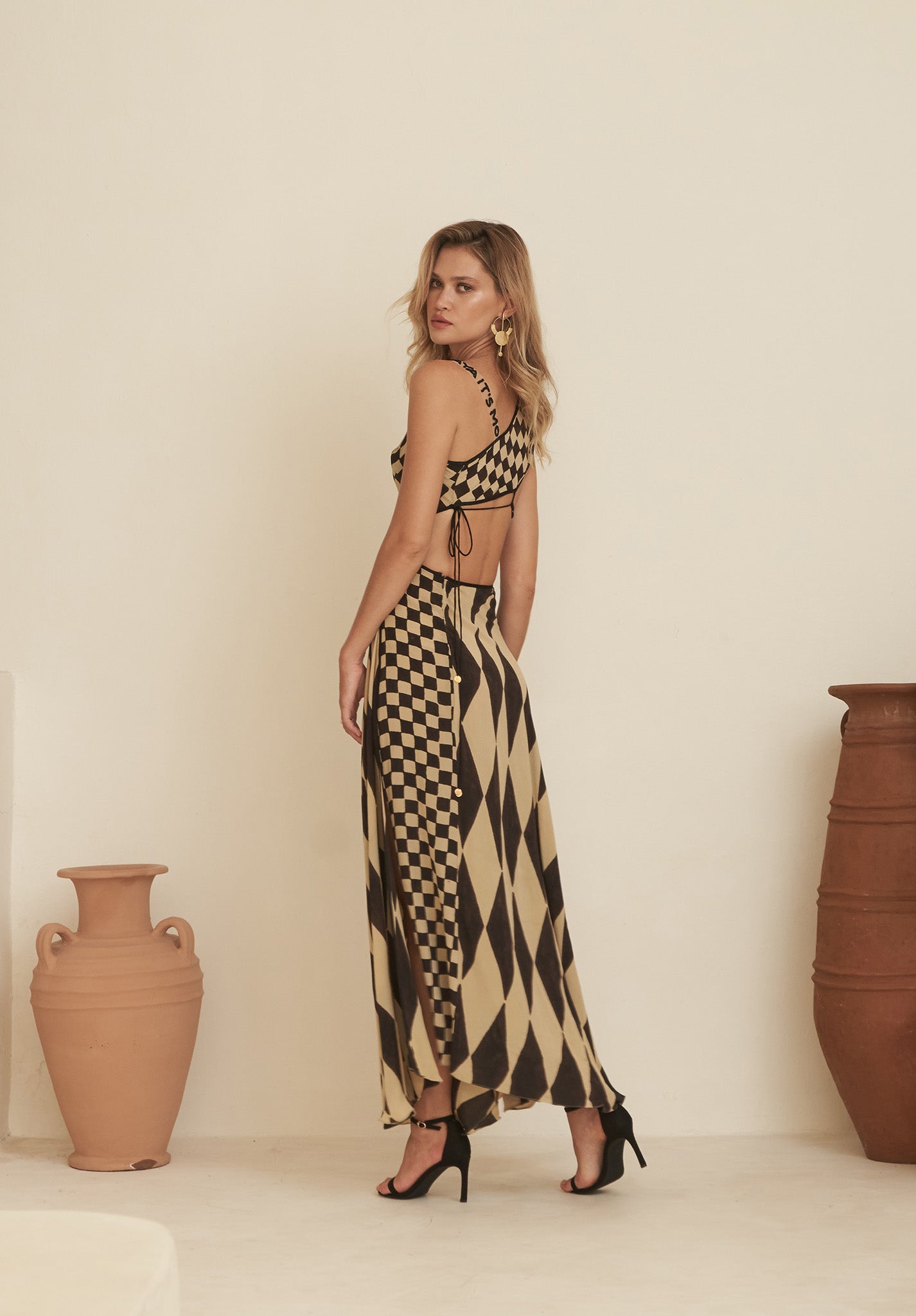 THE IT DRESS